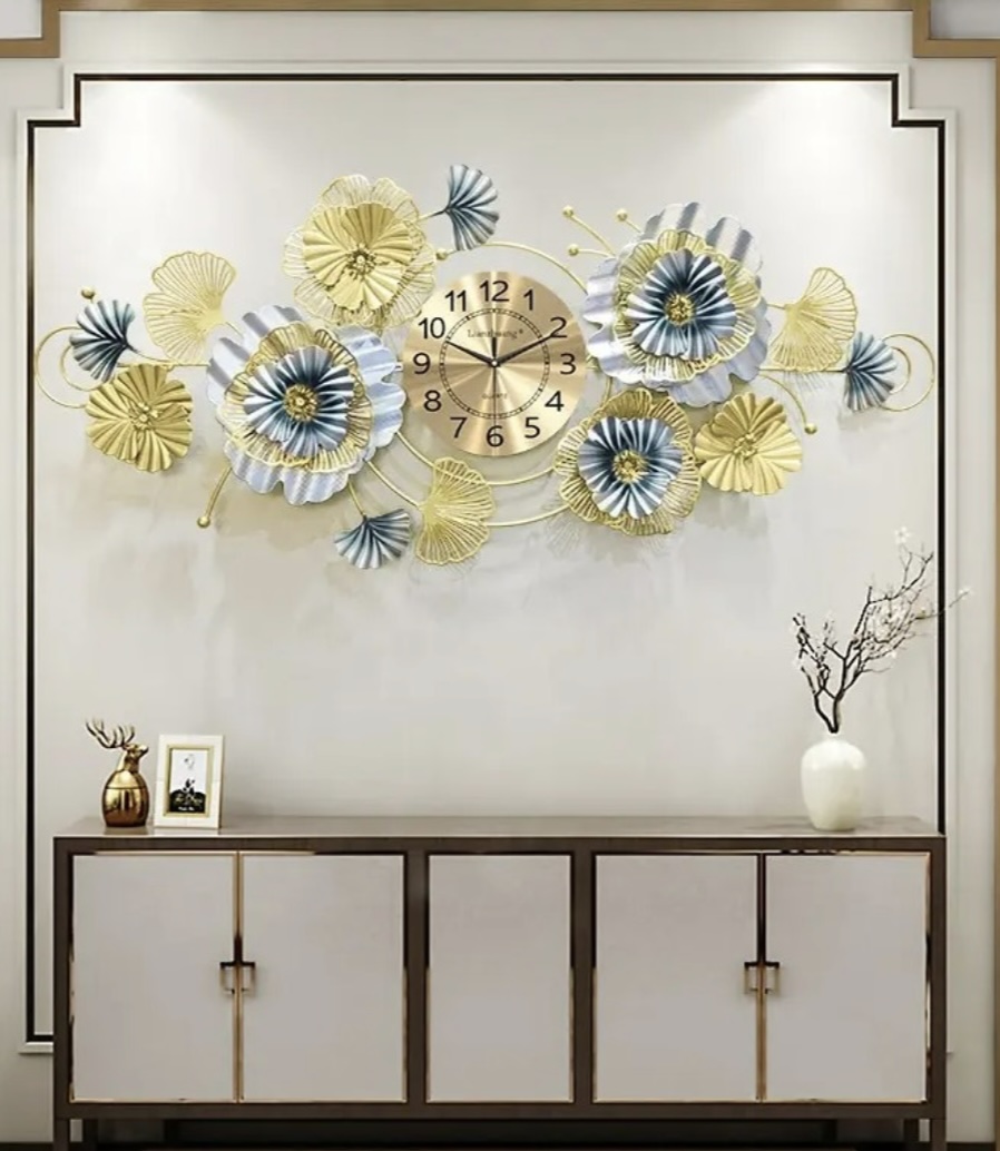 Functional decor idea - artistic clock 